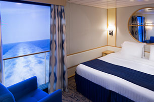 Interior with Virtual Balcony: 4U